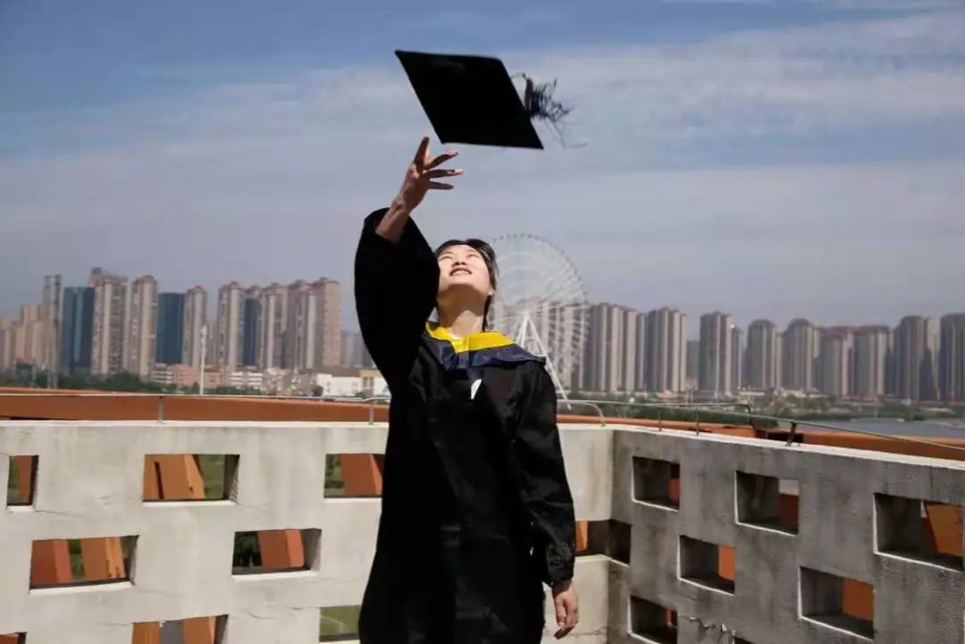 说明: 微信图片_20211018195043