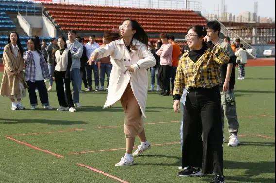 说明: 微信图片_20201114131741