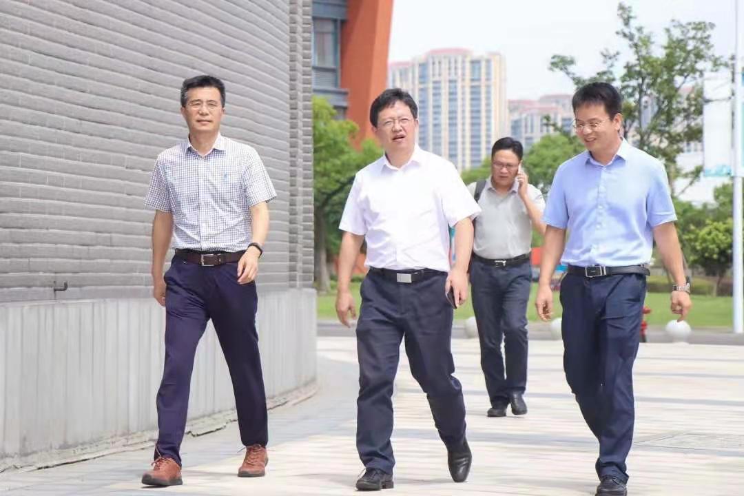 说明: 微信图片_20210103175254